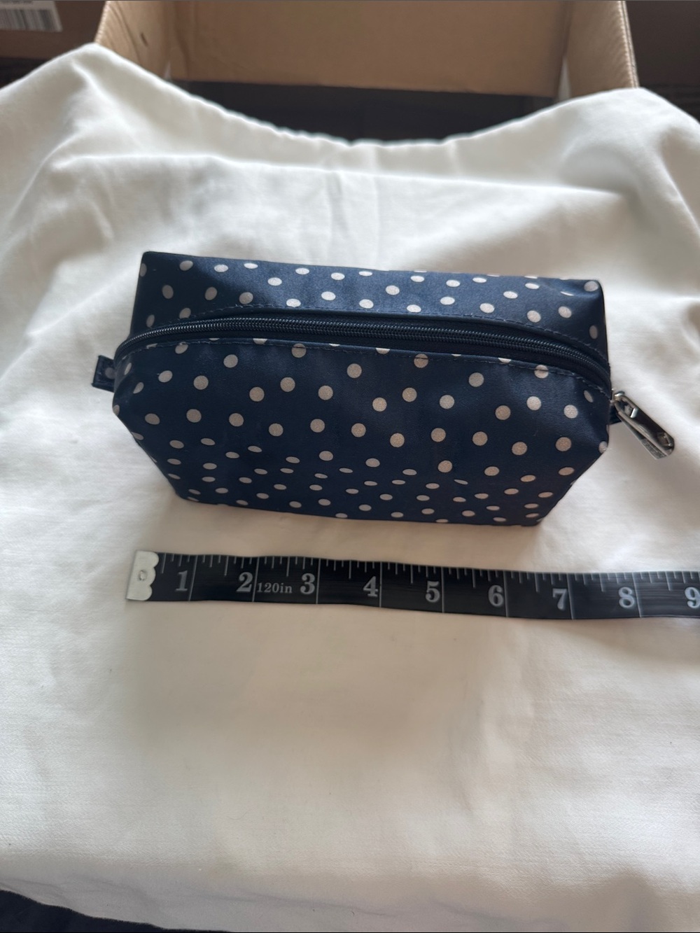 thirty-one Navy with White Polka Dot Zip Pouch